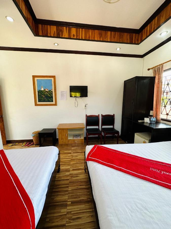 Singharat Boutique House Bed and Breakfast Luang Prabang Exteriör bild