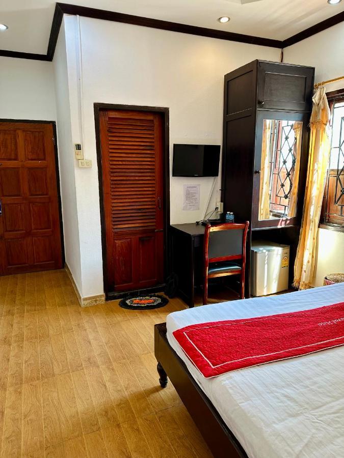 Singharat Boutique House Bed and Breakfast Luang Prabang Exteriör bild