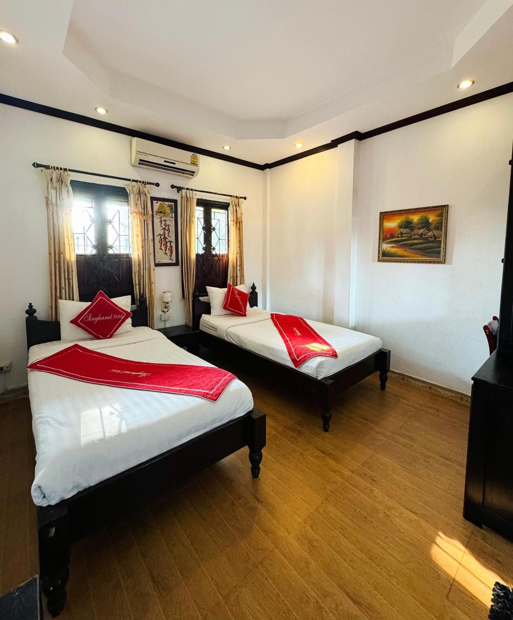 Singharat Boutique House Bed and Breakfast Luang Prabang Exteriör bild
