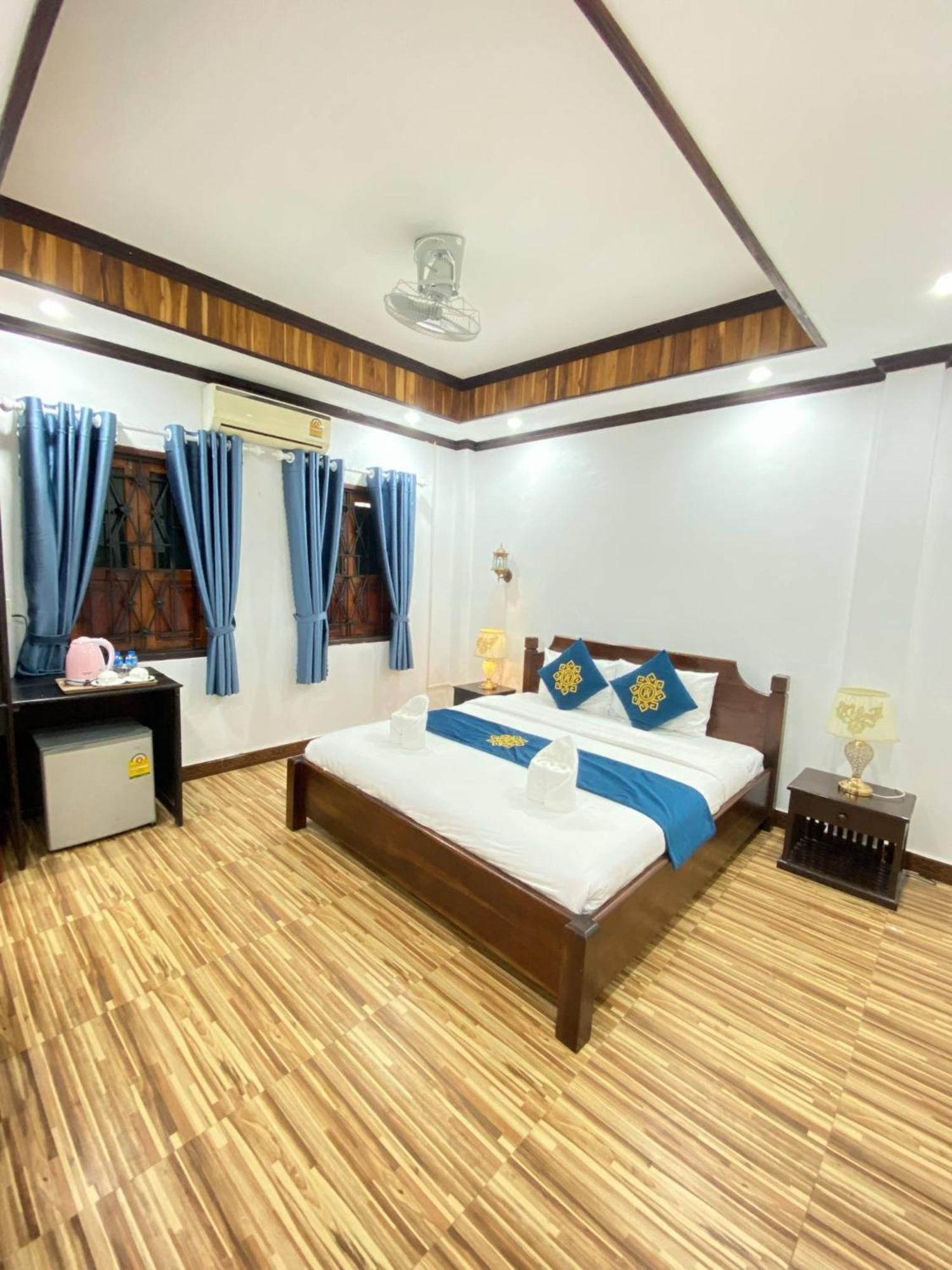 Singharat Boutique House Bed and Breakfast Luang Prabang Exteriör bild