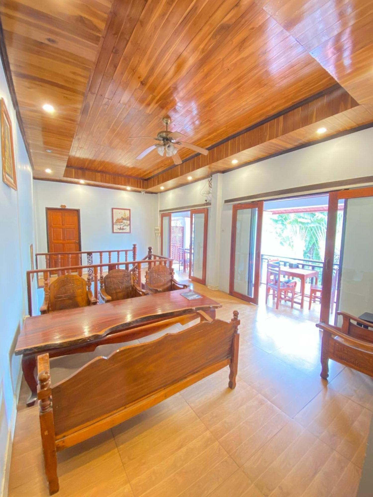 Singharat Boutique House Bed and Breakfast Luang Prabang Exteriör bild