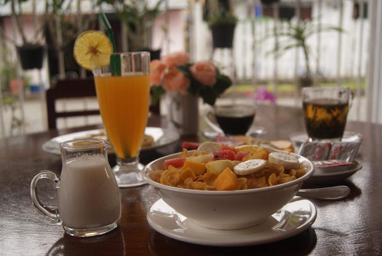Singharat Boutique House Bed and Breakfast Luang Prabang Exteriör bild