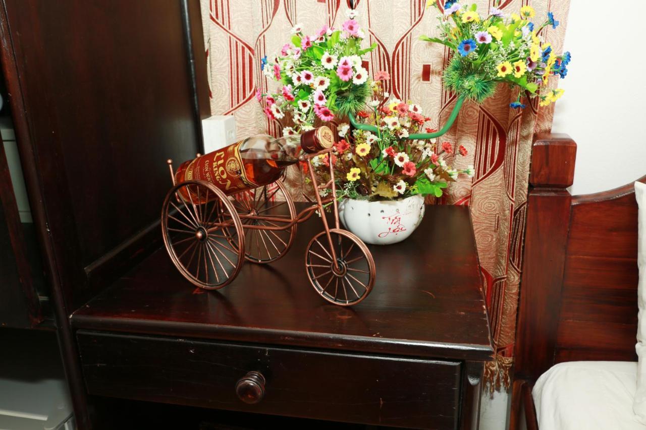 Singharat Boutique House Bed and Breakfast Luang Prabang Exteriör bild
