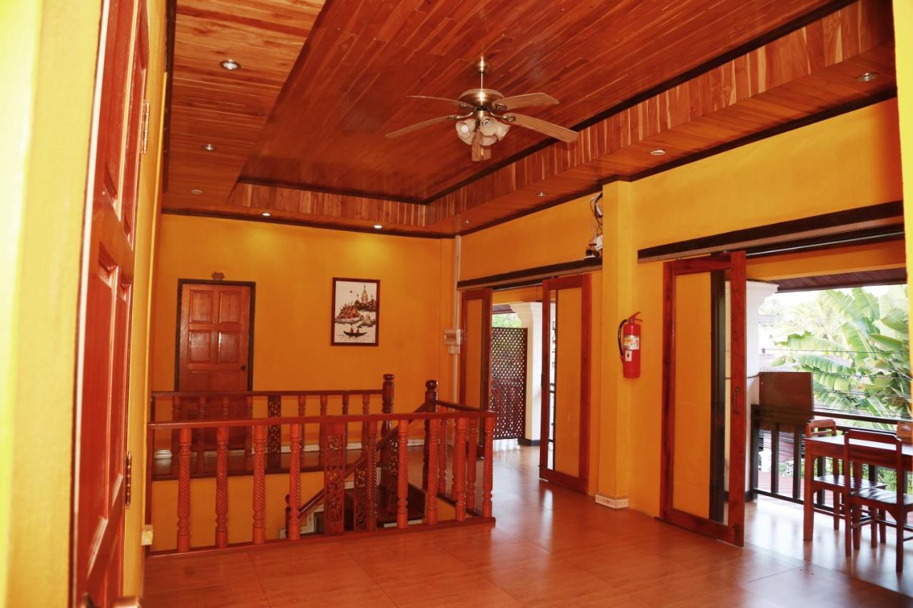 Singharat Boutique House Bed and Breakfast Luang Prabang Exteriör bild